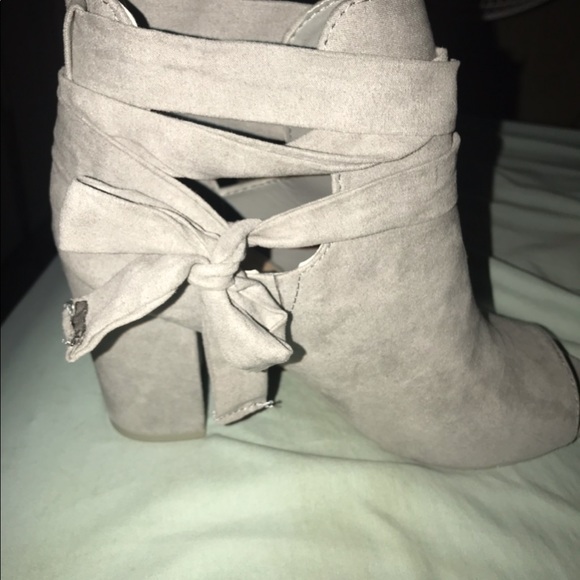 Gray Boots (only worn once) - Picture 2 of 8